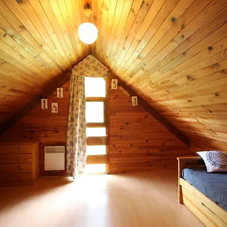 Chalet Mont-dore: 3 Chambres, Parking, Terrasse, Proche Pistes - Fr-1-415-57 *